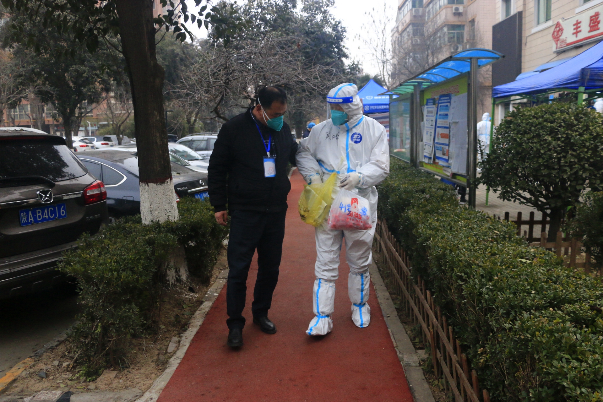 「抗疫人物」曹俊：负重前行，多少个夜晚默默奋战