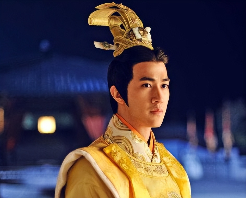 大概许多人都是从《武媚娘传奇》认识的李治廷,他在剧中饰演的李治,被