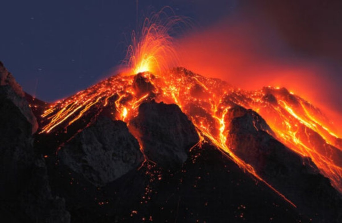 7小时内日本连续四次地震！专家：富士山可能会火山喷发