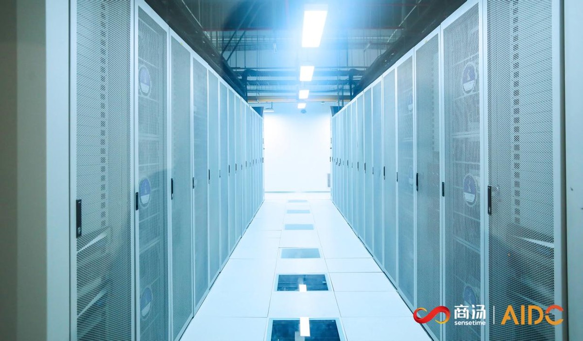 �����Ƽ��˹����ܼ�������AIDC���� �����˹�����������̬���·�չ