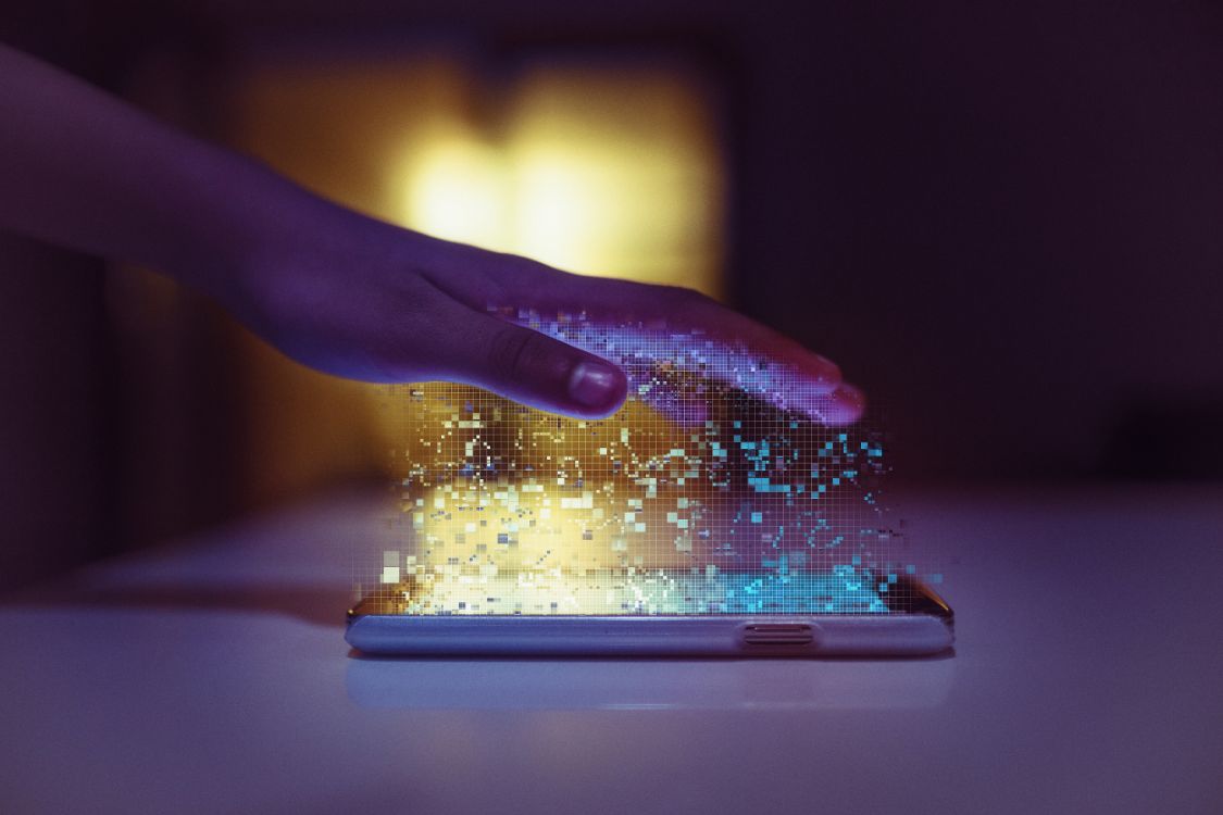 拼命让你开会员，互联网公司不止为钱