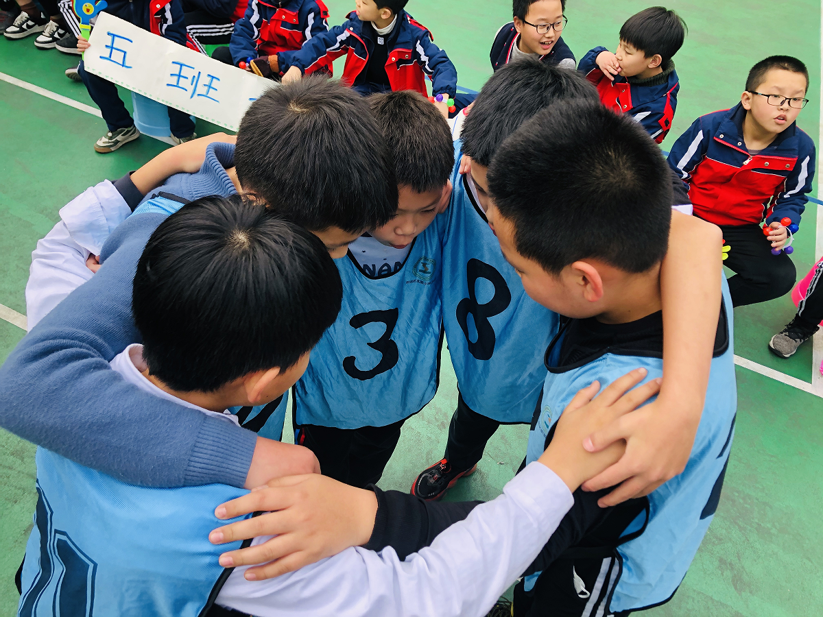 迎“篮”而上展风采 顽强拼搏好少年：双流实小（东区）篮球联赛