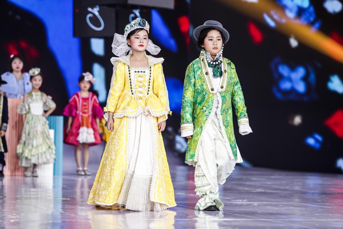 2022中国童模榜中榜时尚盛典全球代言人涂熠林