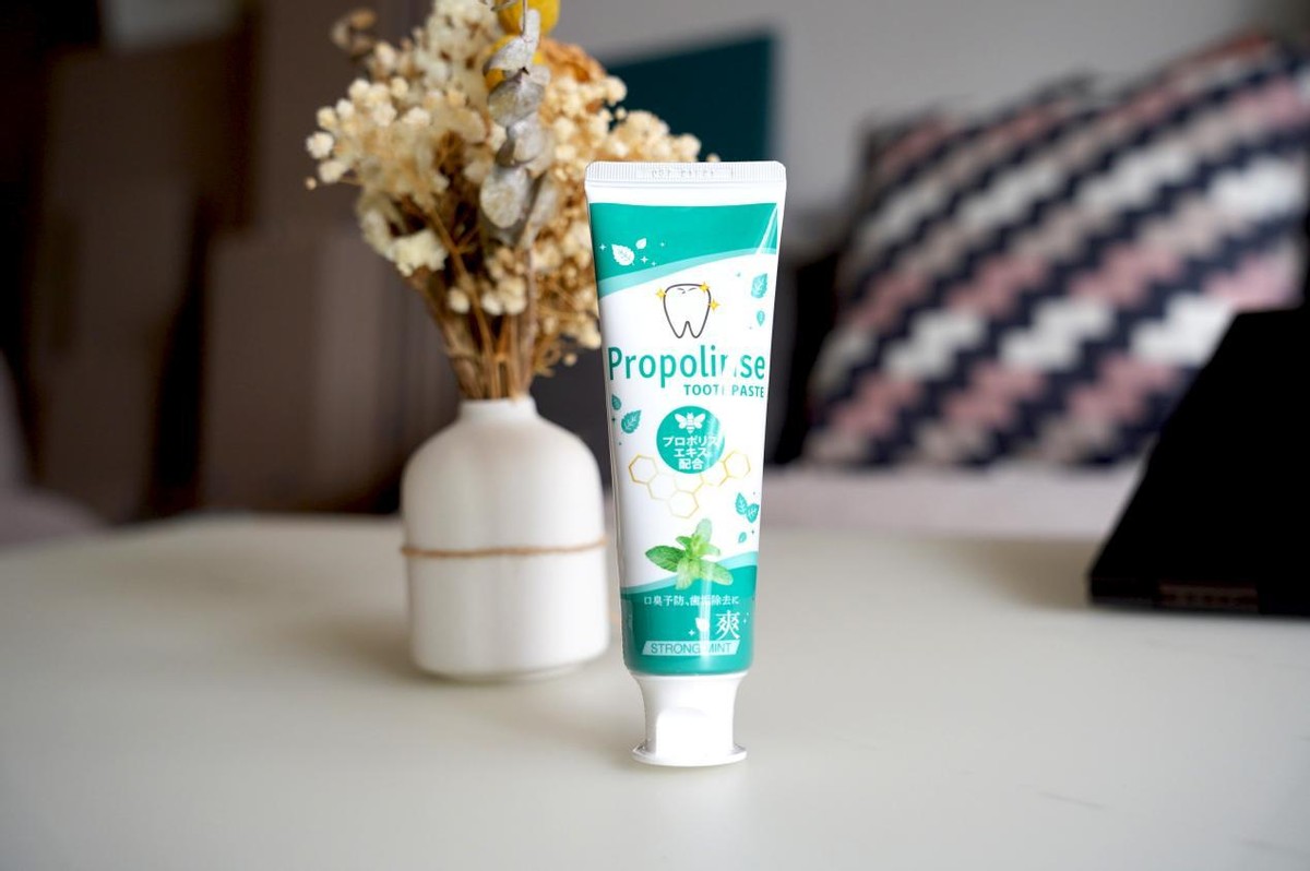 清洁牙齿去除口臭每天刷牙就能解决？比那氏蜂胶薄荷牙膏我得试试