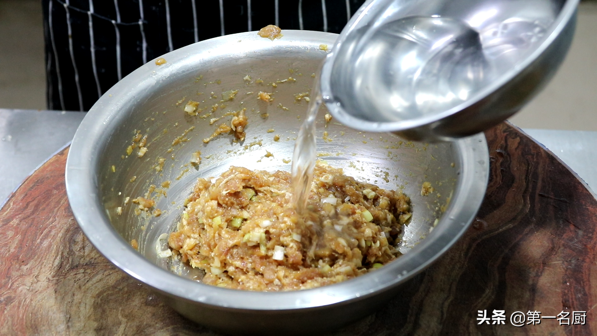 冬至大如年，这5种饺子馅别错过，好吃又营养，福气滚滚来