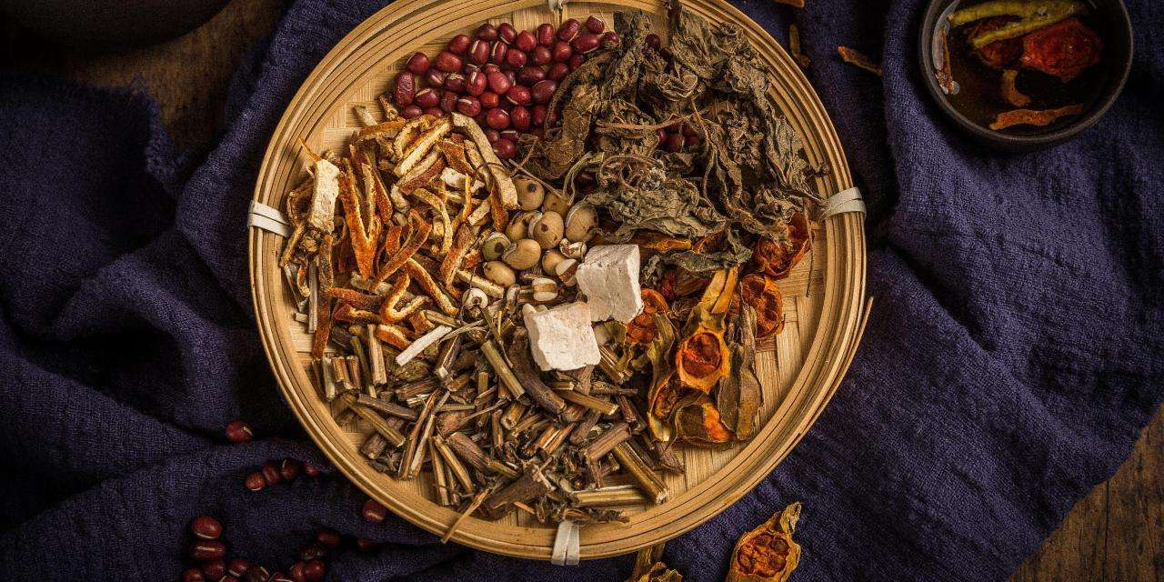 推进中医药文化的传承与发展，有着重要的战略意义和临床意义