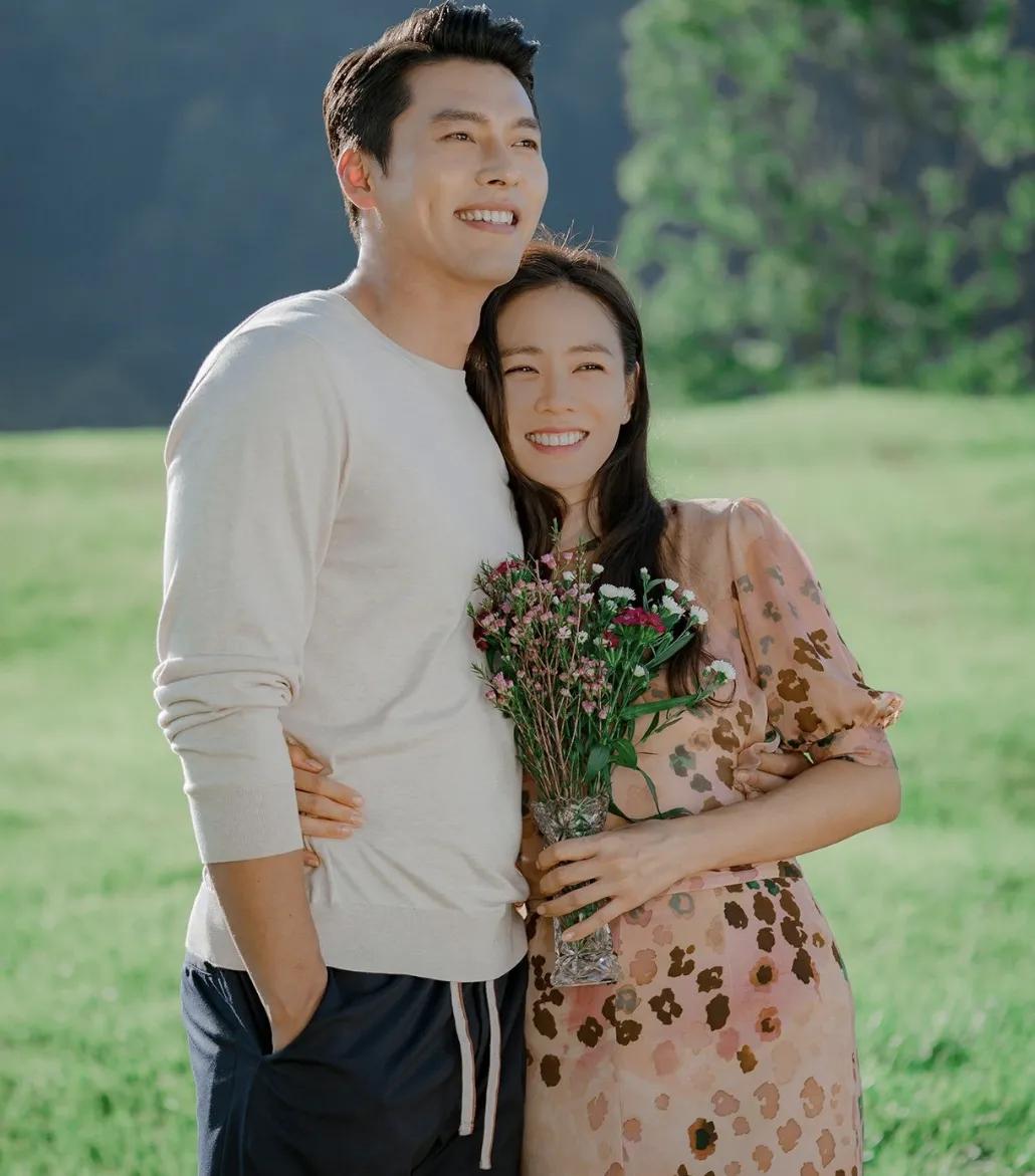 玄彬孙艺珍婚后立刻复工:女方跟孔刘同框自拍,玄彬投入广告拍摄最新