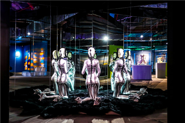 “C位出道”的NFT世界是否正开启艺术创作新次元？