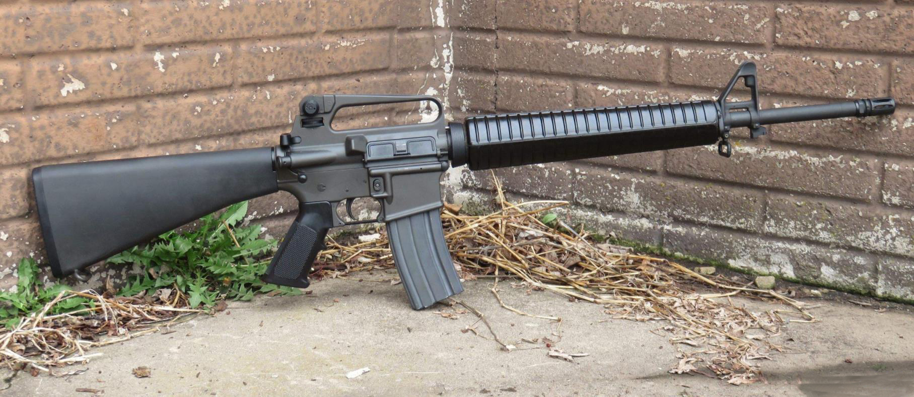 �����Ĳ�ǹ����ʷ�����ݷ�ǹ������˨���ֵ��ִ��Զ�����