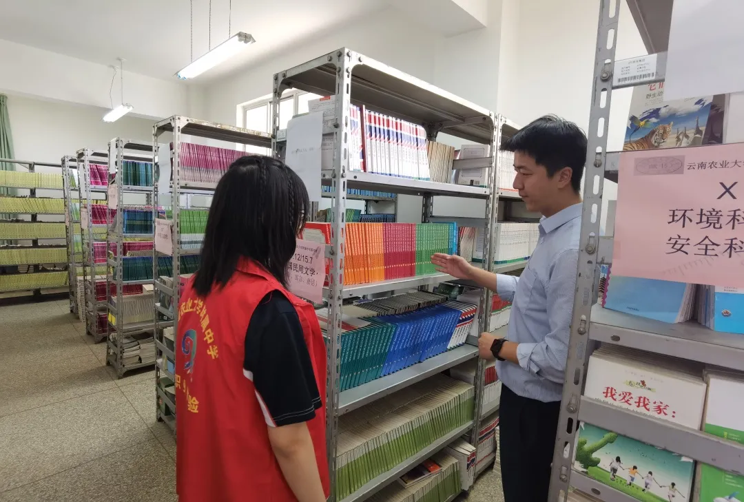 271教育丨让心灵徜徉书海——今天我当图书管理员