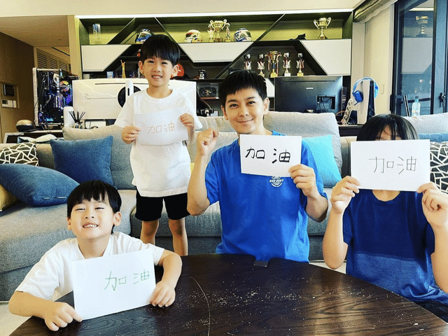 林志颖晒儿子最新身高，kimi一年长高12公分，父子只有4厘米之差