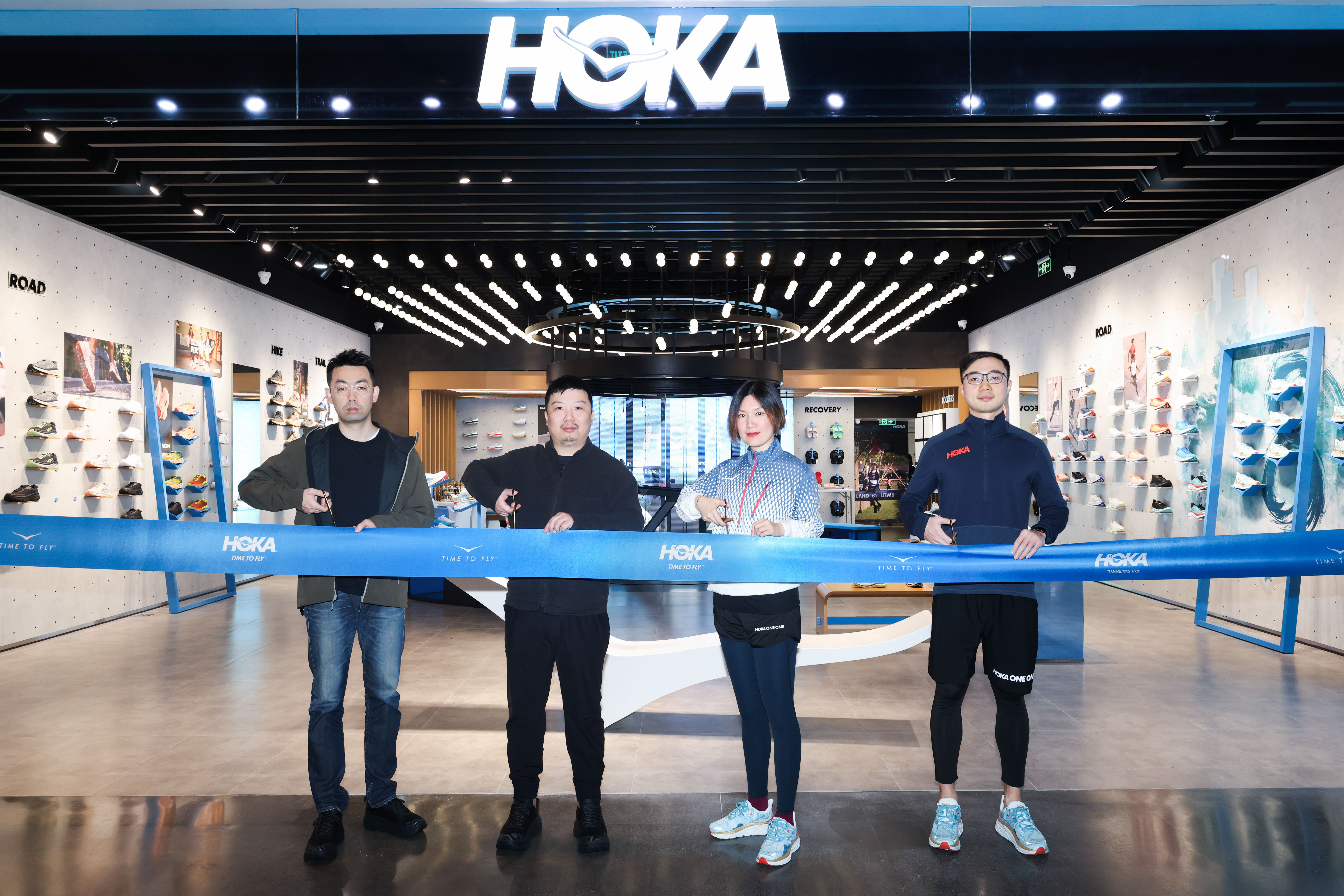 HOKA ONE ONE®华南首家直营品牌体验店正式落户深圳！
