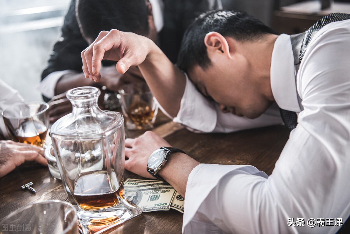 人到中年，这些人就不要联系了，毫无意义
