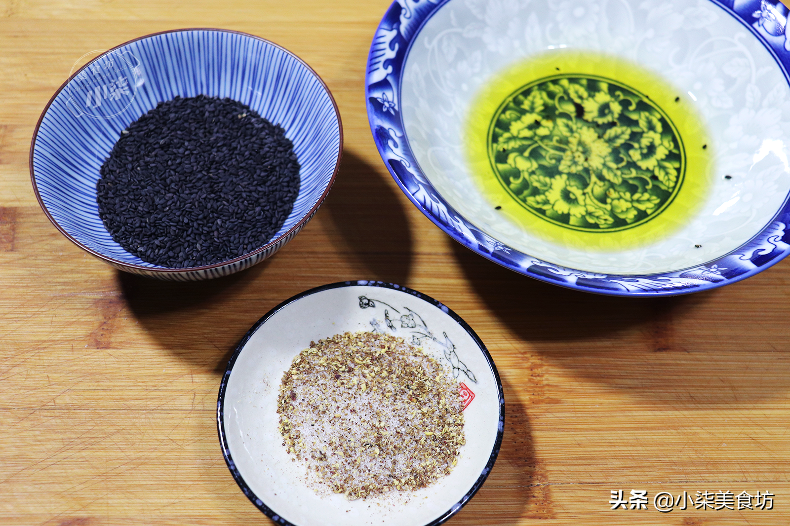 想吃酥掉渣饼，5分钟教会你，外酥里软又多层，一周吃7次都不嫌腻