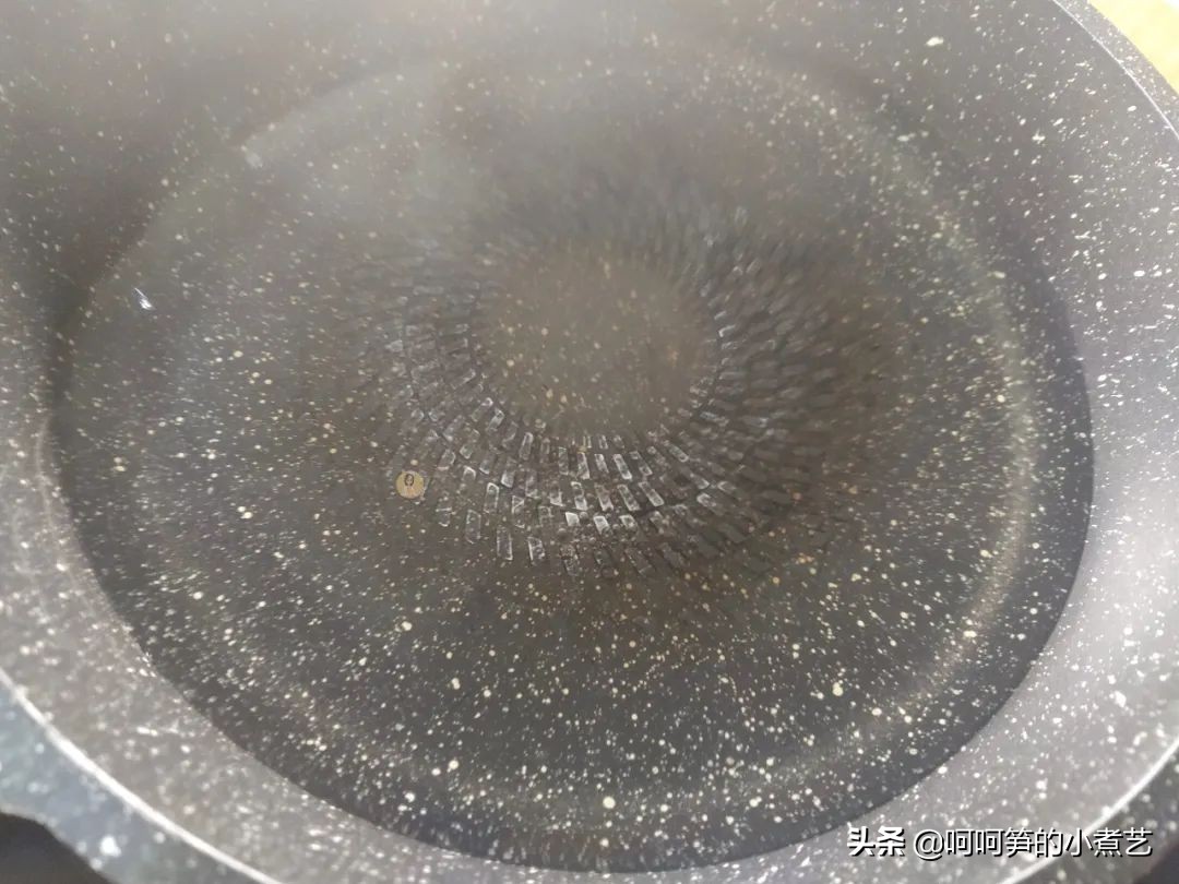 想吃牛肉丸不用买，教你在家自制牛肉丸，健康无添加，好吃又营养