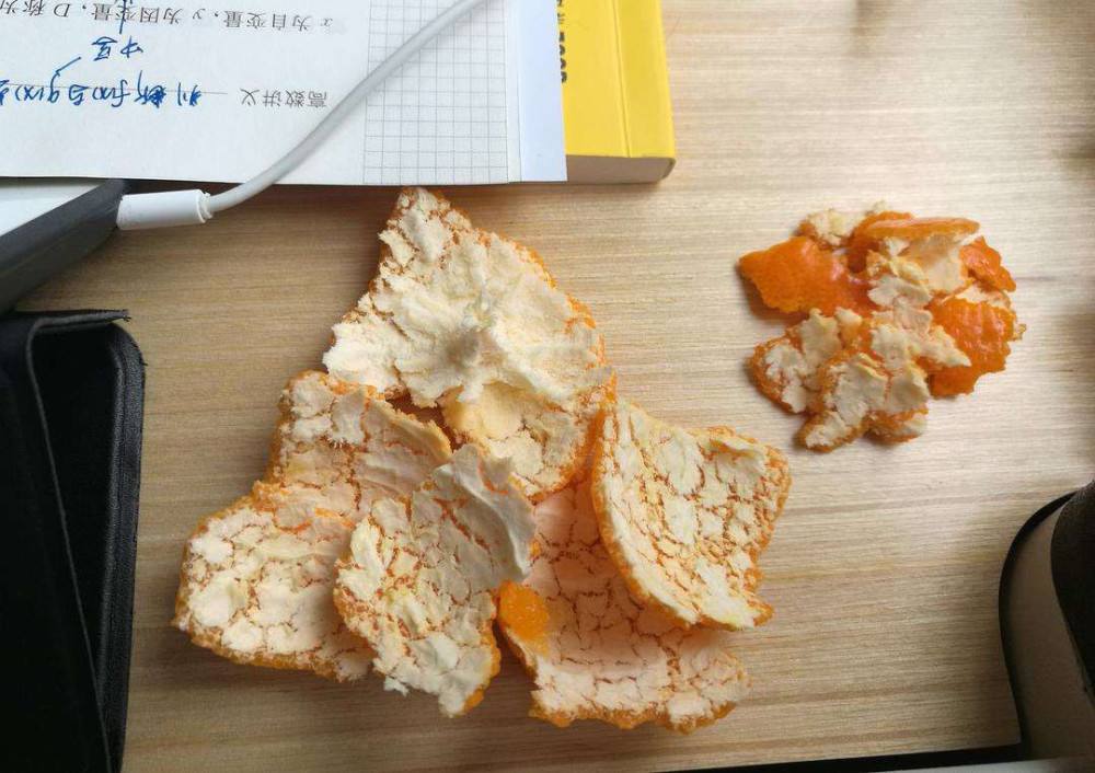 陈皮和橘子皮有什么区别 陈皮的功效与作用禁忌