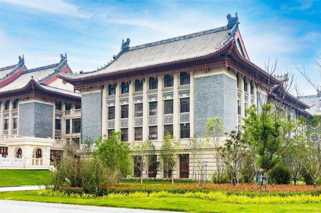 河南大学多少亩(河南大学金明校区多少亩)