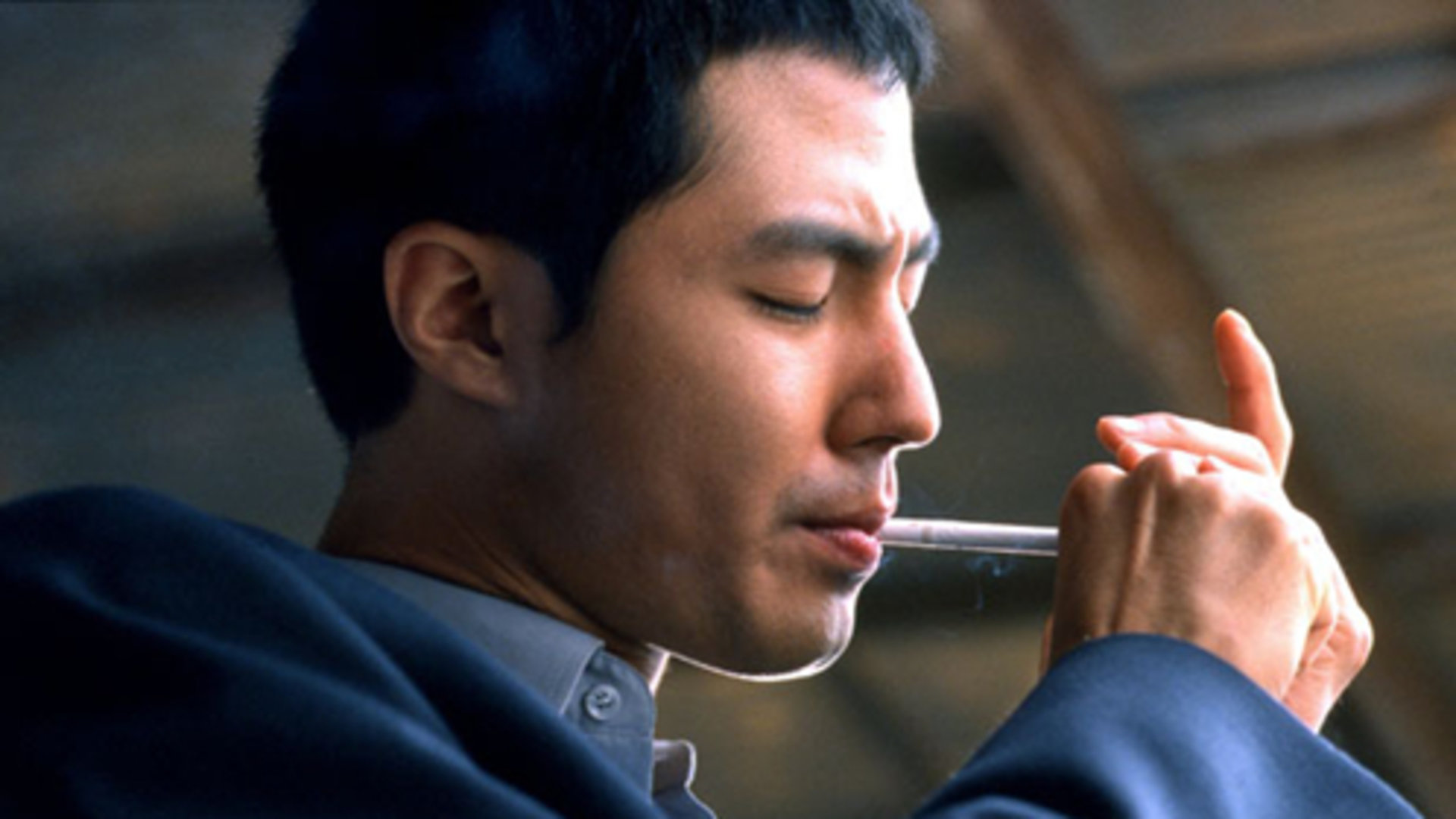 是一部摄制于2006年的韩国黑帮电影,由柳河执导兼编剧,赵寅成,千浩振