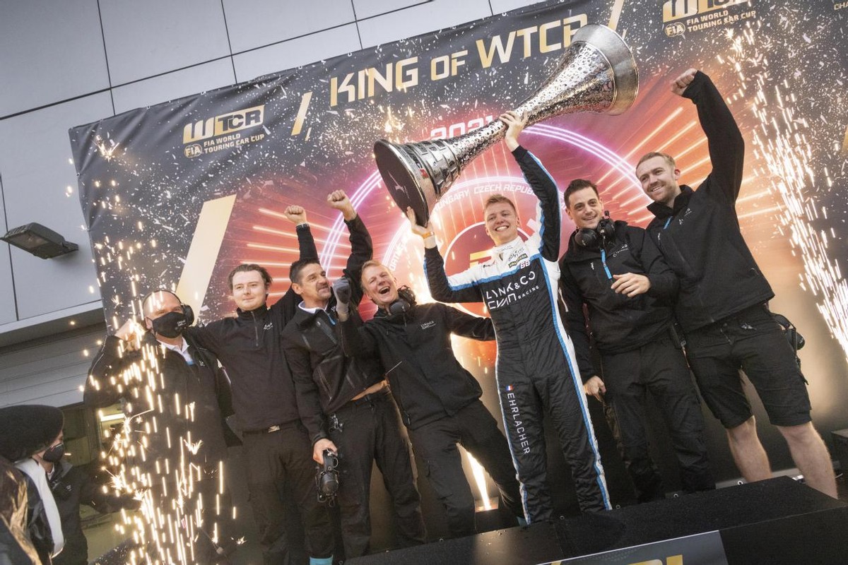 中国速度 闪耀世界 2021赛季WTCR房车世界杯领克再度卫冕双冠