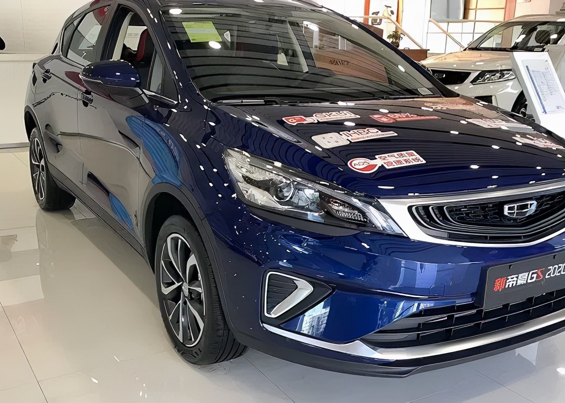 实拍2020款吉利帝豪gs,一口气降1.8万,5.98万起,真不香吗?