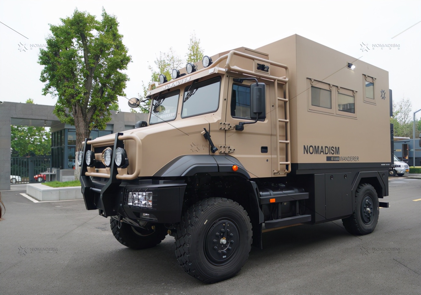 硬核流浪逐光前行流浪者44越野房车性能篇