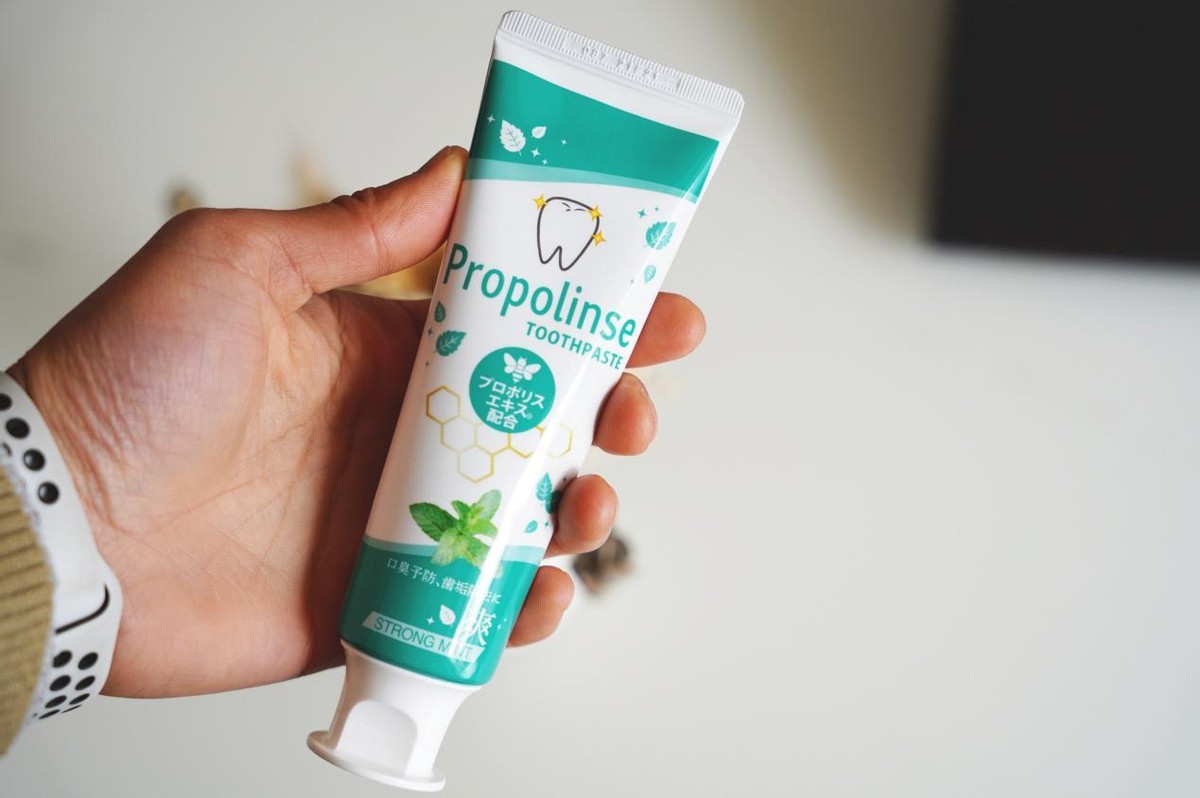 清洁牙齿去除口臭每天刷牙就能解决？比那氏蜂胶薄荷牙膏我得试试