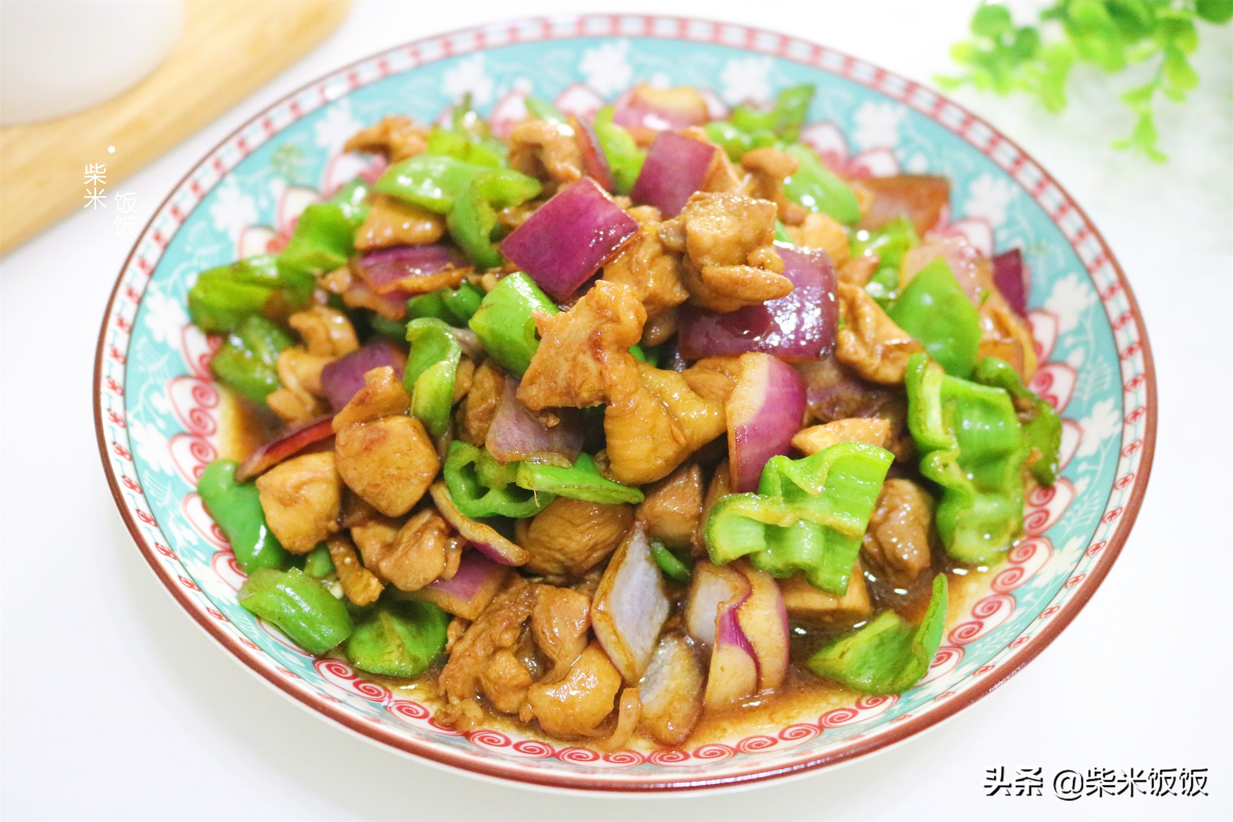 鸡肉这个做法，你要试一试，鲜香好滋味，好做又好吃