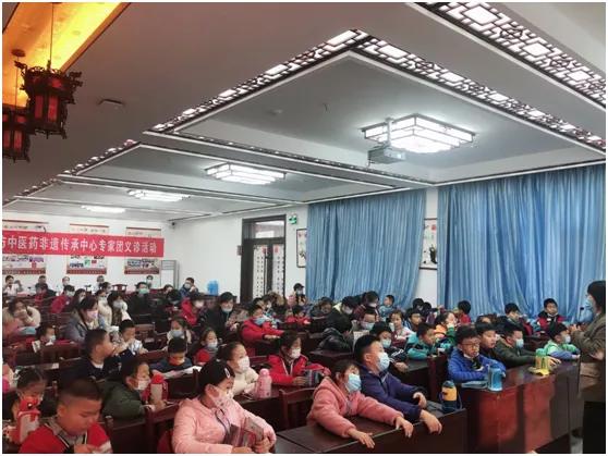 潍坊中医药非遗传承中心：“小记者大理想”研学活动成功举办