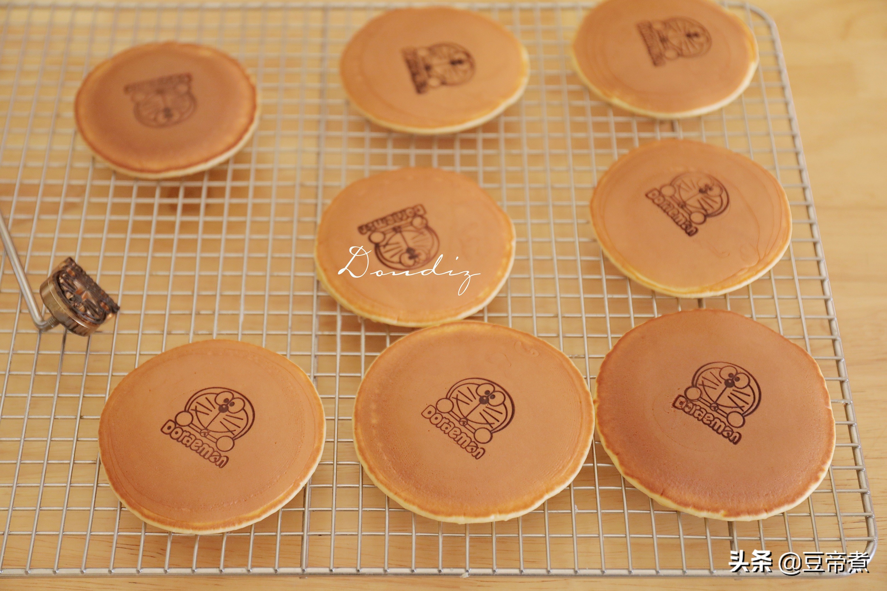 童年的梦想，今天实现了，虽然不能拥有哆啦A梦，但我有铜锣烧吃