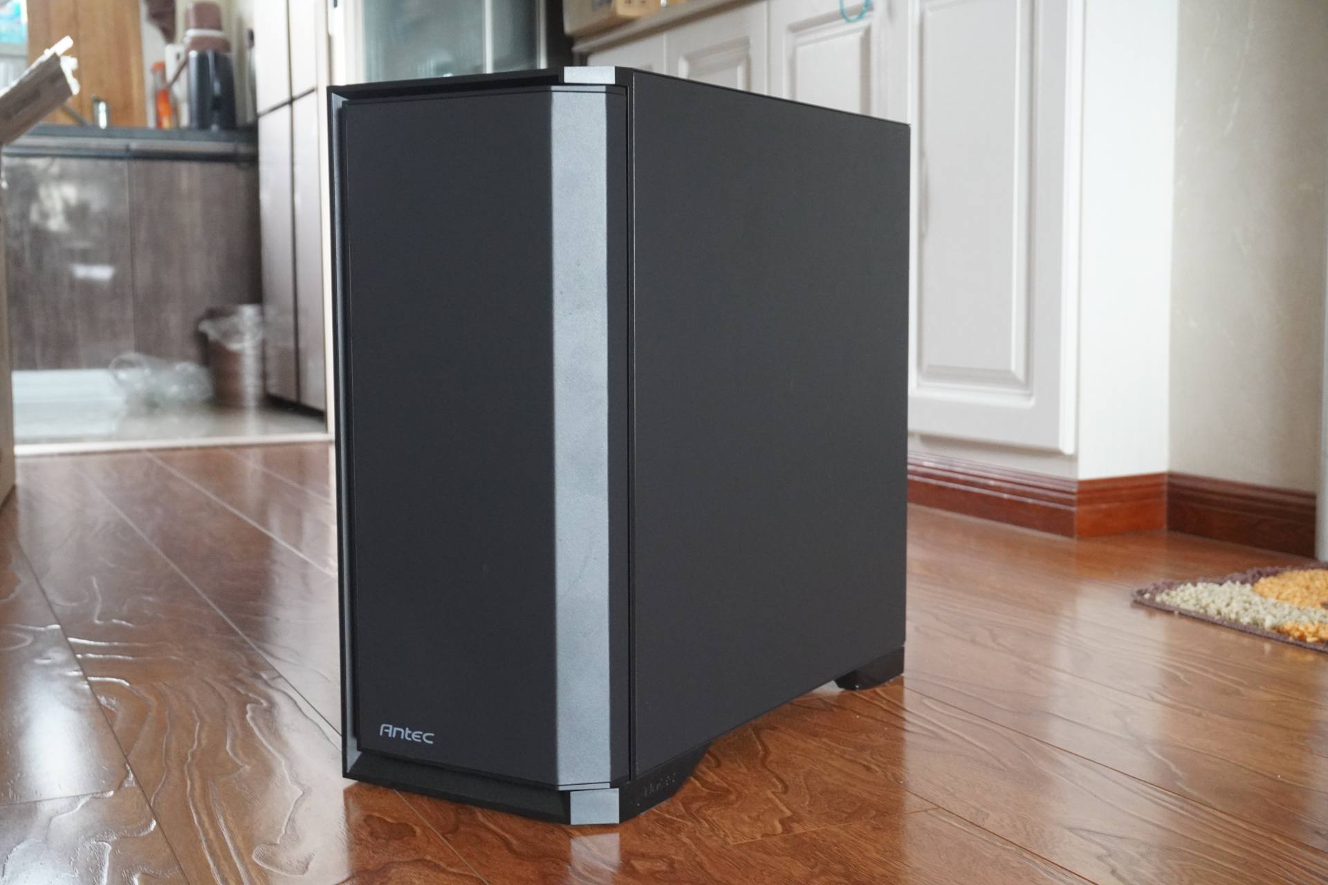 轻度分享我的电脑周边设备，看看哪些入了你的法眼？