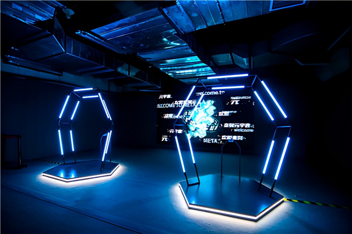 “C位出道”的NFT世界是否正开启艺术创作新次元？