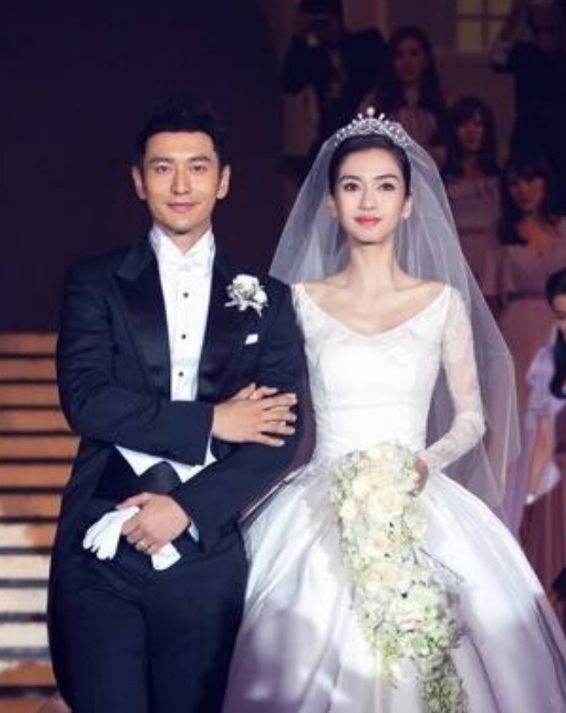 黄晓明卡点为小海绵庆生，如今休息都在带娃，还曾想替baby生产