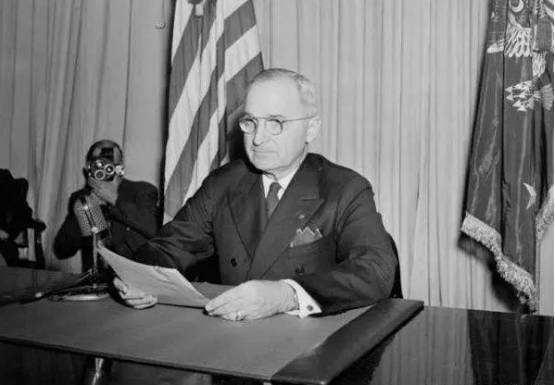 ��û�г���ս����1950�����һ�ٽ��̨�壿ë��ϯ����η�����