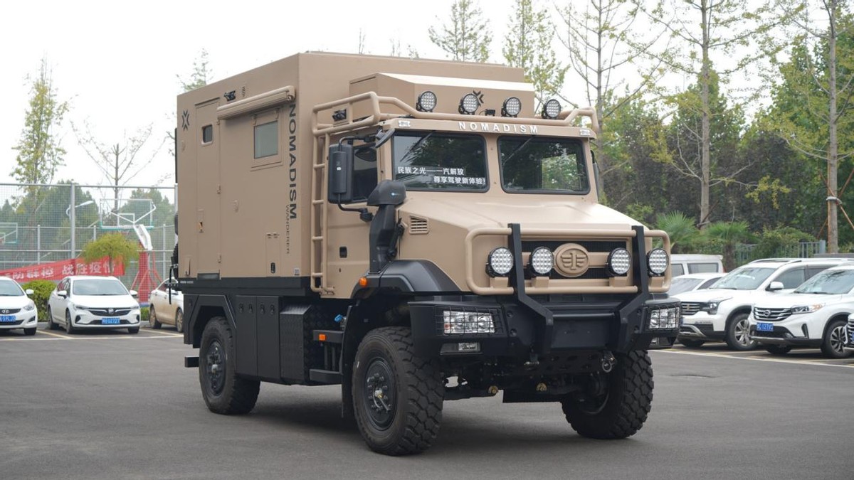 国产越野底盘，一汽解放4×4定制型越野房车TA来了