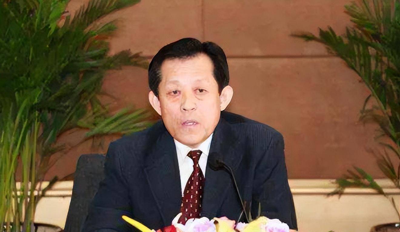 也正是从这里起步,徐长元的官阶一步比一步变得更高,手中的权柄开始