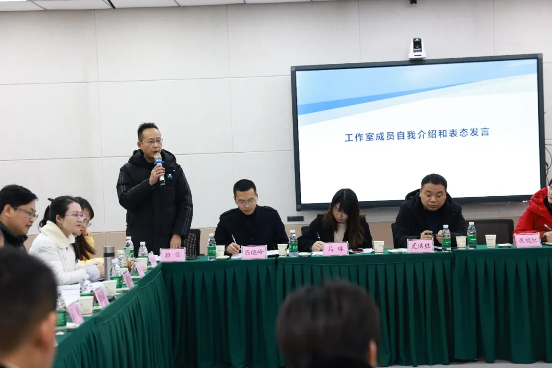 天府新区职业学校丨乘风破浪正当时 不待扬鞭自奋蹄