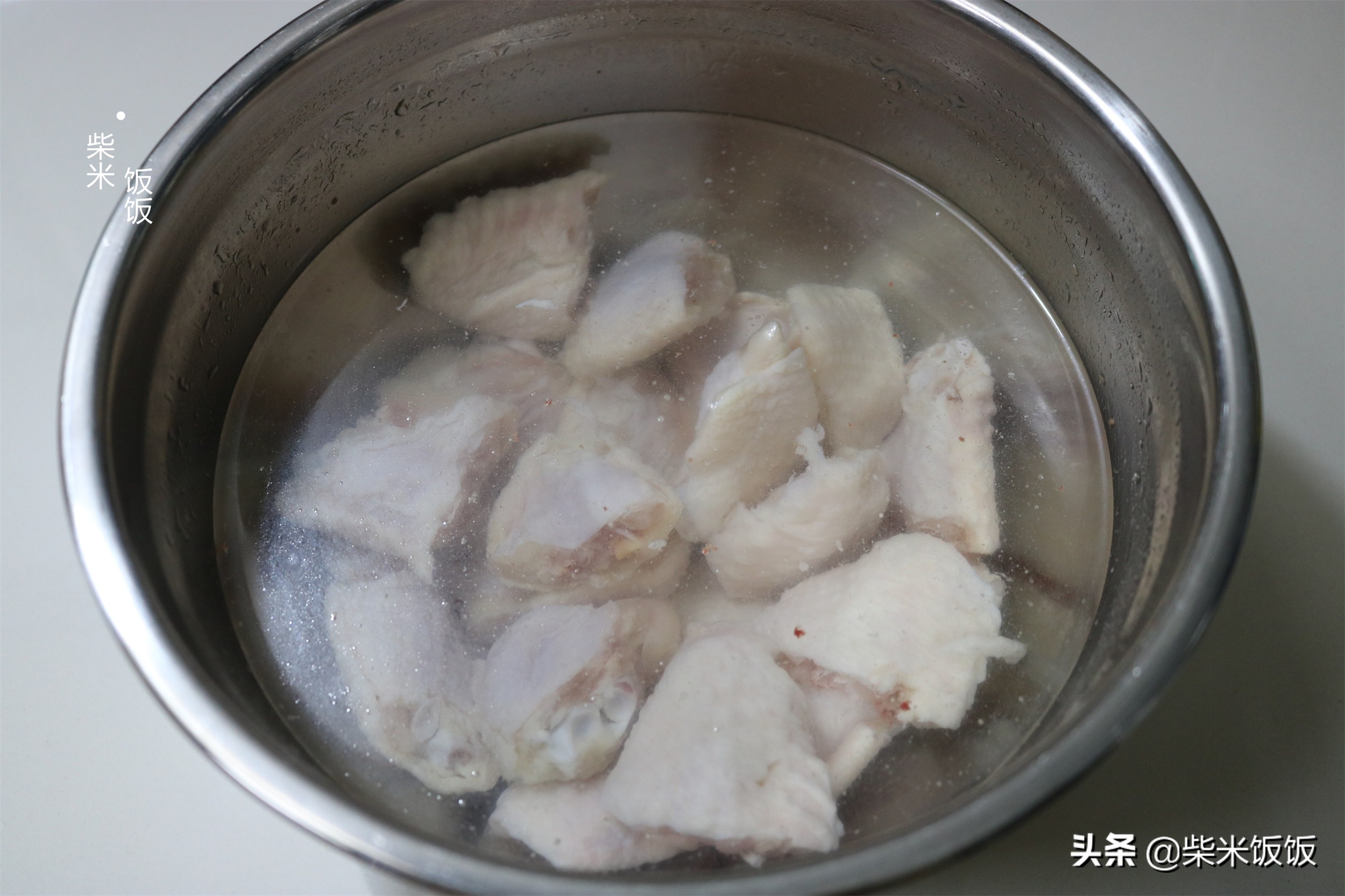 冬天吃这菜，别炒也别炸，大火蒸一蒸，鲜嫩多汁更好吃