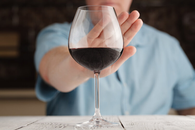 提醒所有爱喝酒的人：头孢配酒，说走就走！两者隔多久才安全？