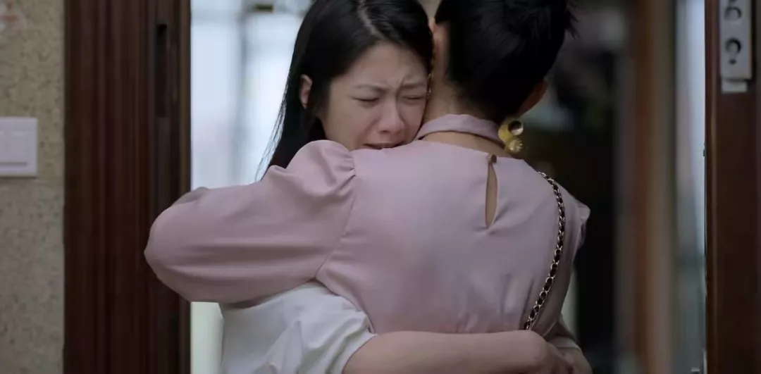 她没等到核酸结果，却等来爸爸的死讯