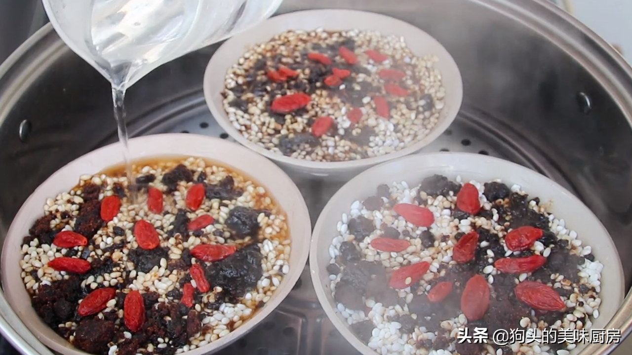 糯米拿碗一扣，香甜又软糯，女孩子要多吃，暖身又暖胃，营养好吃