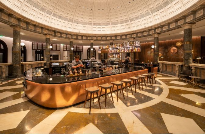 民国老银行与现代文明完美融合，星巴克玩出新高度