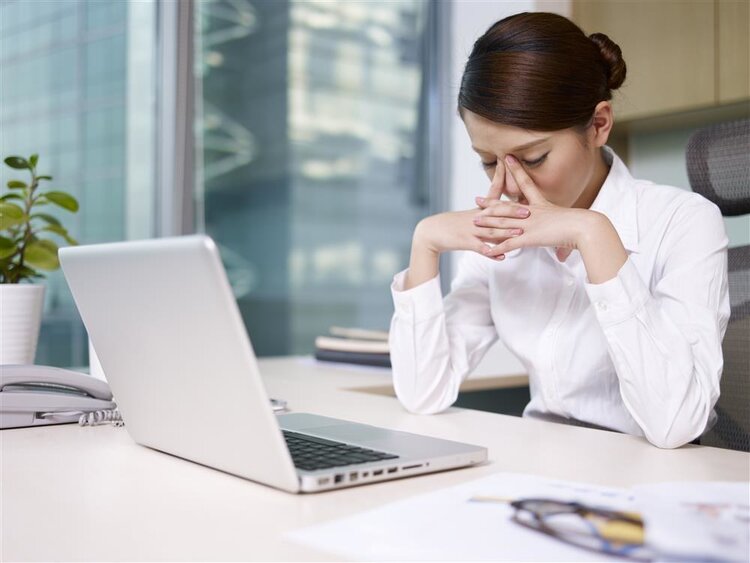 体内有癌，眼睛先知，眼睛若出现三个特征，提示你应该体检了