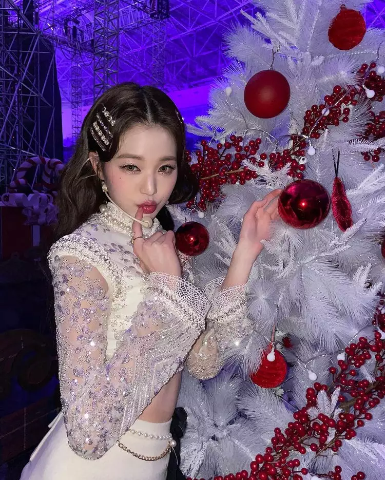 IVE张元英积极听取网友意见,获得韩网友称赞