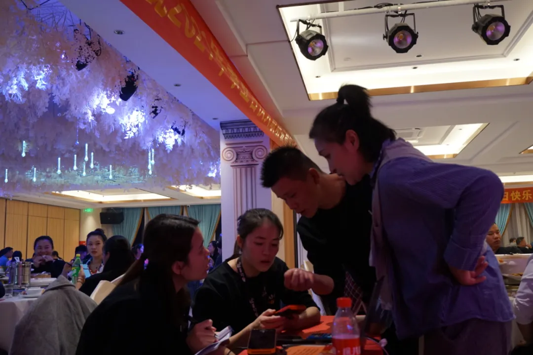 一起奔赴星辰大海,朗途陶瓷南宁分公司两周年庆典圆满收官