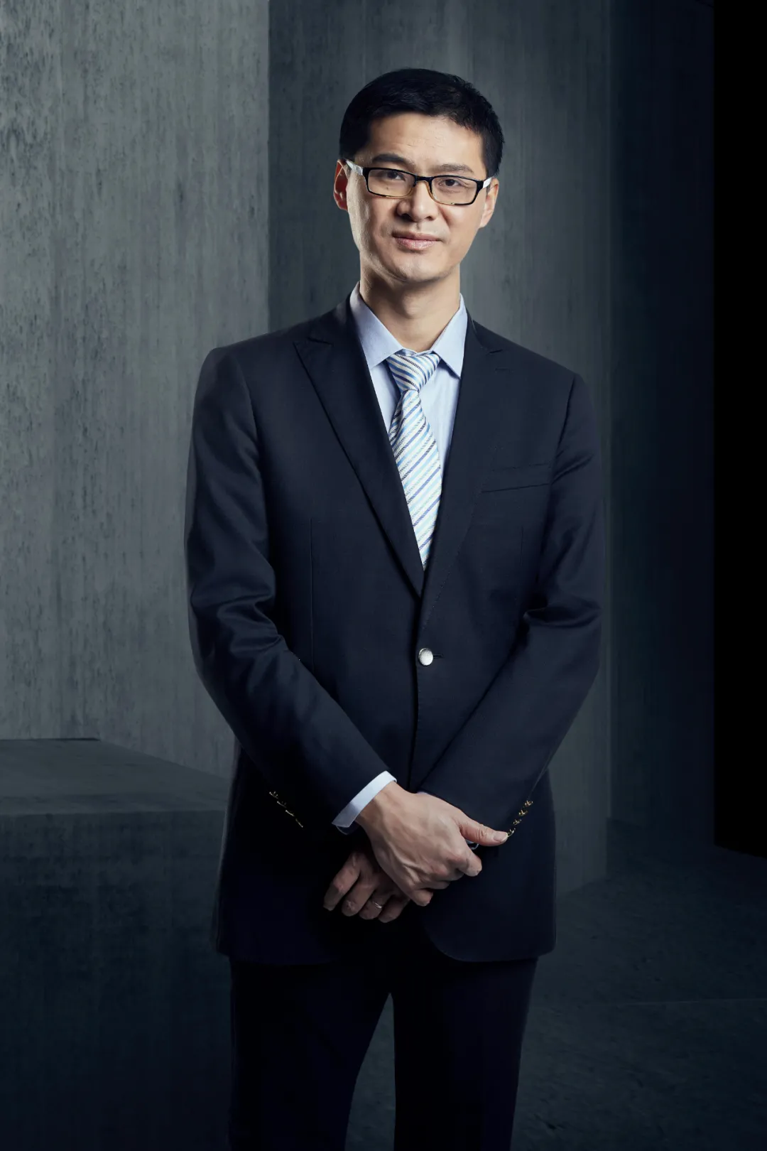 致敬温和而坚定的前行者,高福、陈东升、苏炳添、罗翔等上榜2021年度影响力人物
