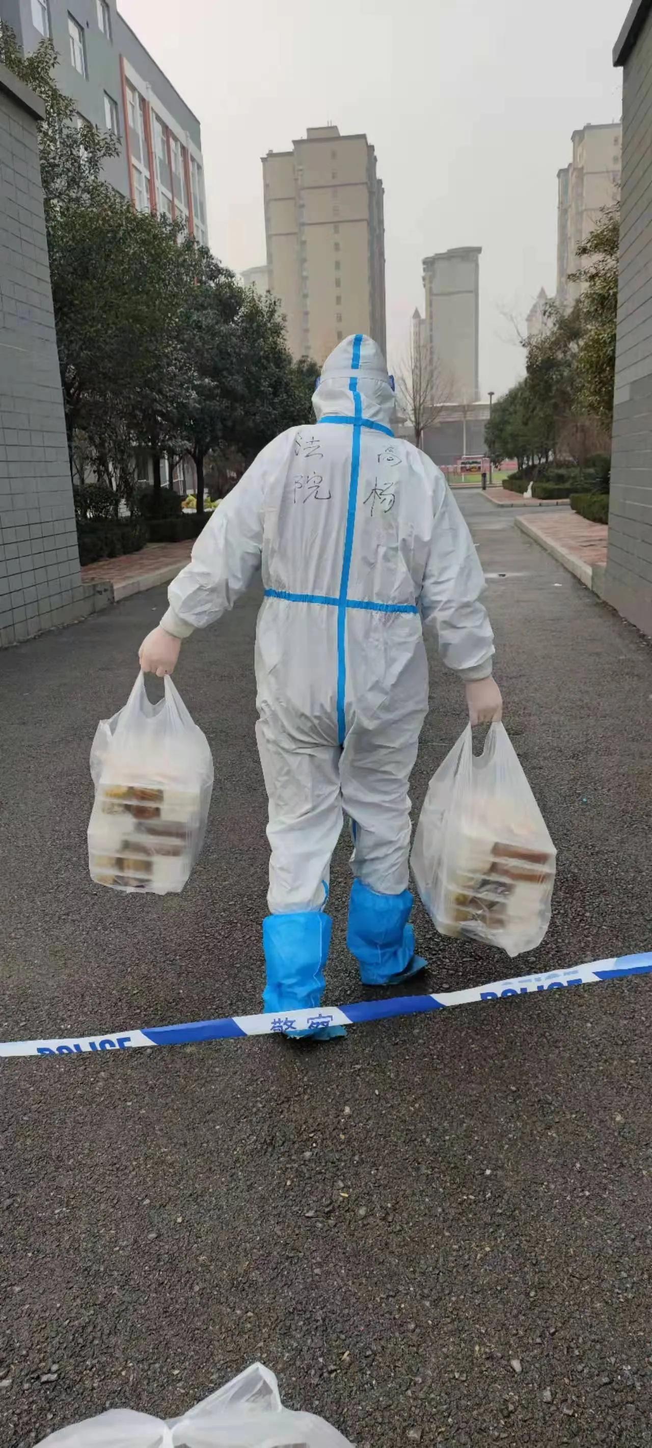今日腊八，汤阴县法院干警这样度过……
