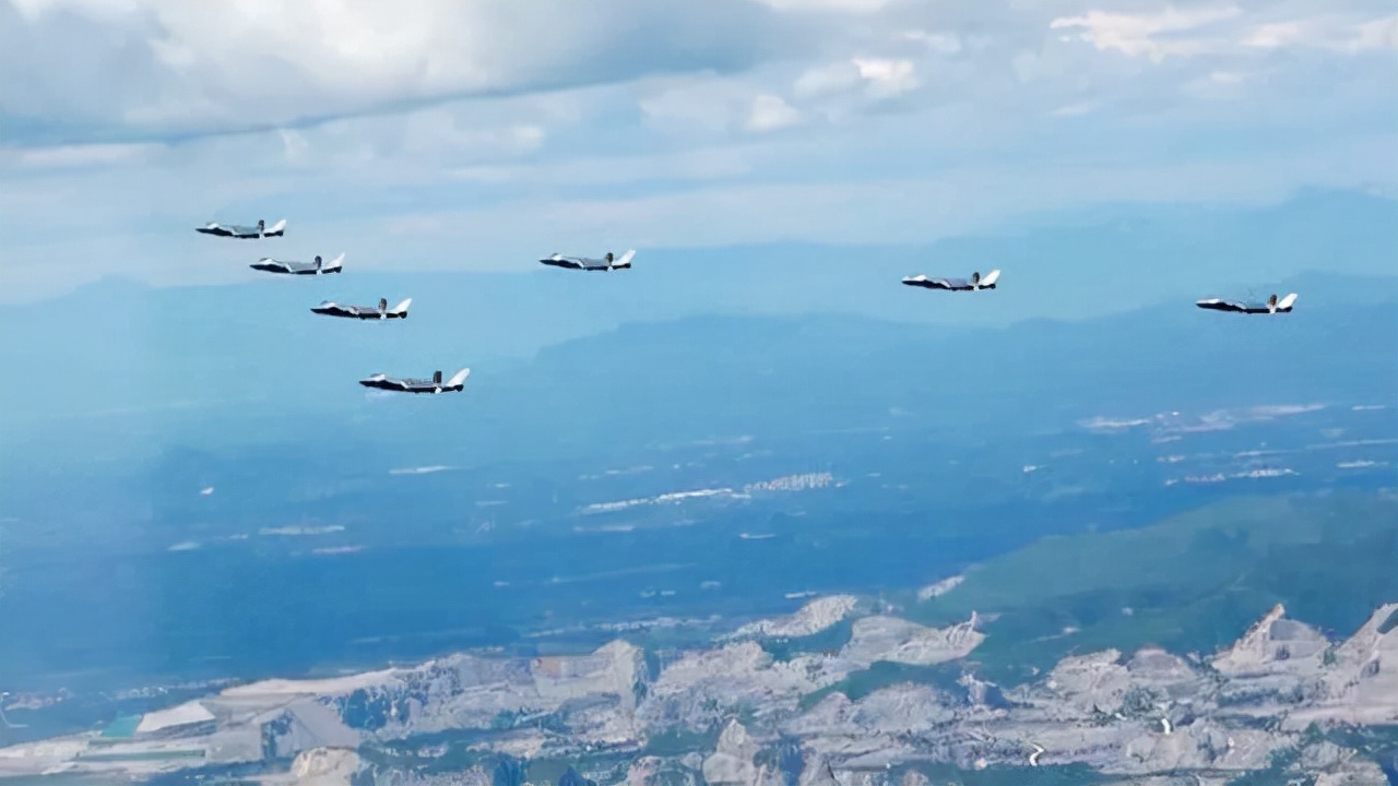 һ���й�ͳһ�����������١�����ʿʱ�̡�����ֻ��޷��ı�