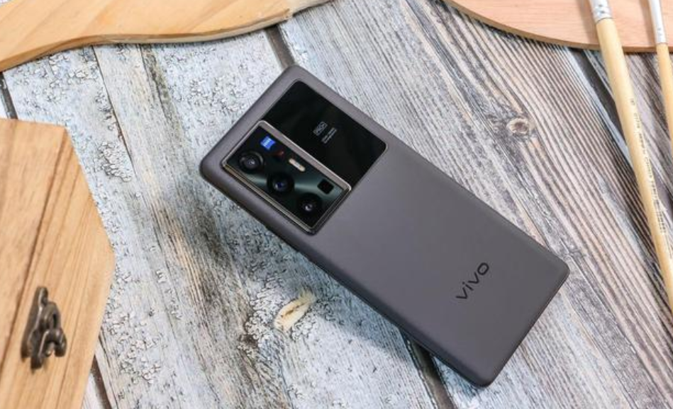 不可小觑,vivo nex5全新归来,自研v2芯片 120w