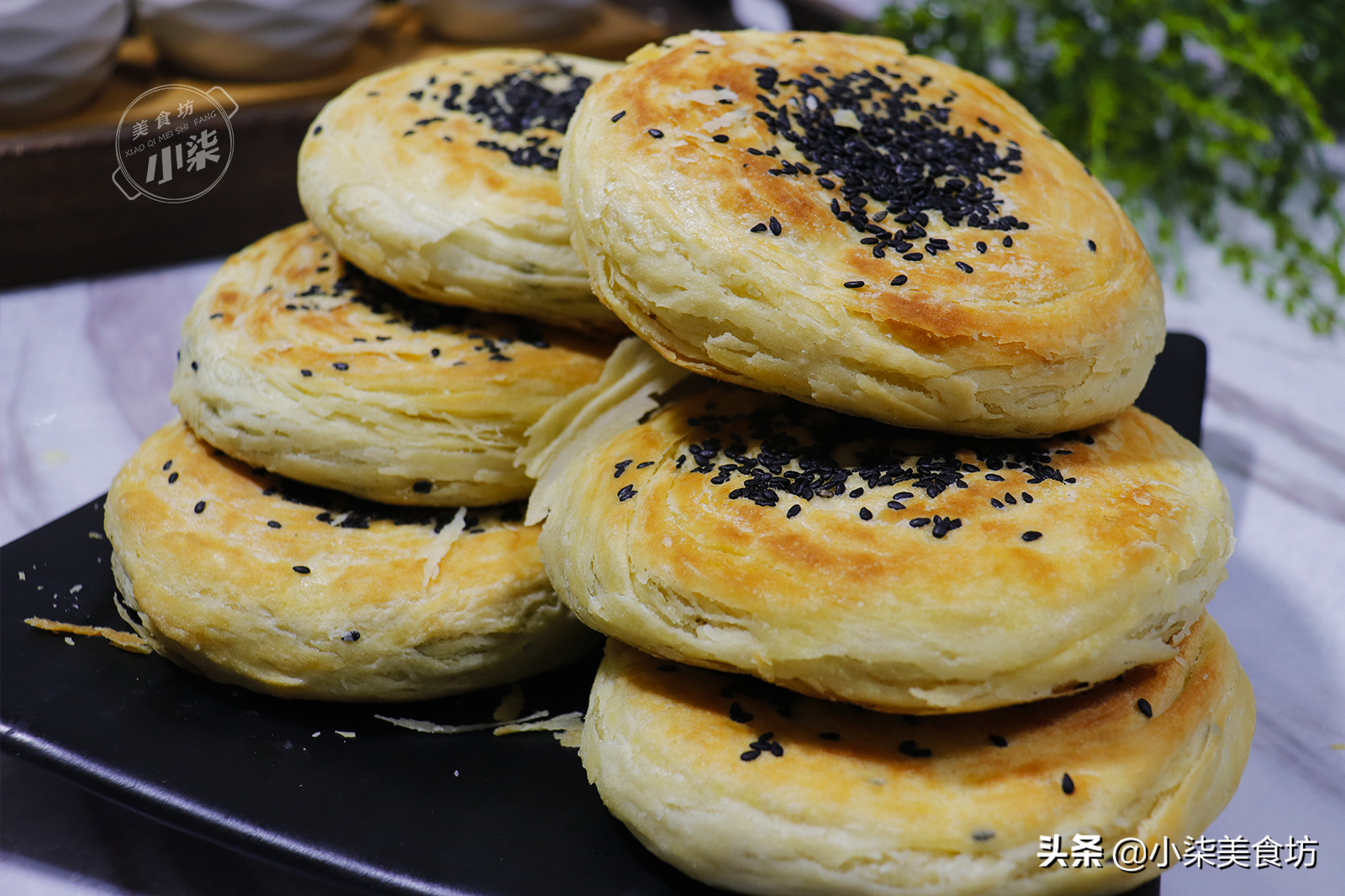 想吃酥掉渣饼，5分钟教会你，外酥里软又多层，一周吃7次都不嫌腻