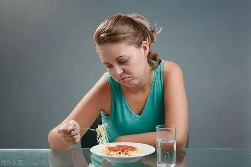味精吃多了，发胖，诱发慢性疾病？为何世界卫生组织列为安全食品